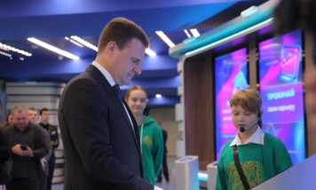 Алексей Чекунков посетил экспозицию "Дней регионов Дальнего Востока в Москве"