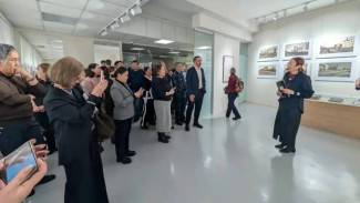 В Якутске проходит историко-документальная выставка "Якутск – по фотоматериалам генеральных планов"