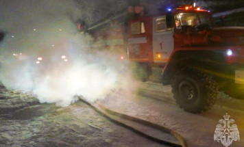 В Якутске при пожаре в гостевом доме погиб человек