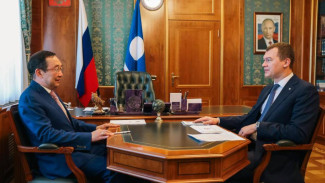 Айсен Николаев провел рабочую встречу с Министром спорта России