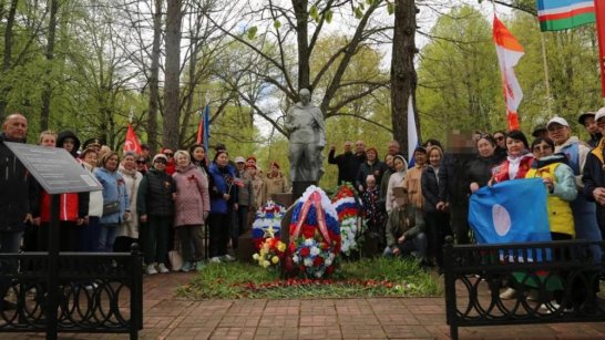 В деревне под Можайском почтили память павших в годы ВОВ воинов-якутян