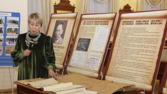 В Якутске презентовали книгу о жизни и деятельности Анания Андреева