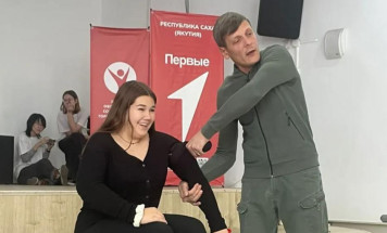 В Якутске ветеран СВО провёл мастер-класс по первой помощи для учащихся