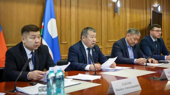 В Якутии наращивают объемы завоза грузов в Арктику