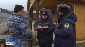 В Якутске и пригородах инспекторы пожарного надзора проводят профилактические рейды