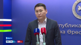 В Якутии на реке Вилюй из-за подъема уровня воды осложнилась работа паромной переправы