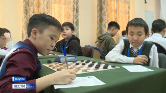 В Якутске проходит XIII Всероссийский турнир по стоклеточным шашкам