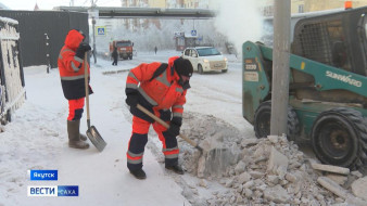 В Якутске коммунальные службы начали весеннюю санитарную очистку улиц
