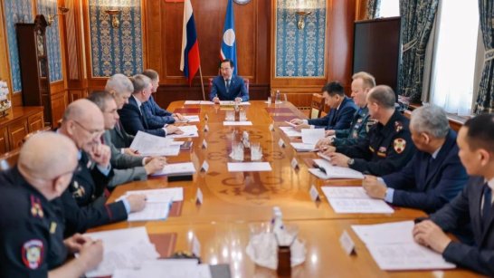 Айсен Николаев провел заседание Антитеррористической комиссии Якутии