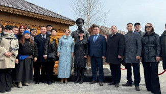В Якутске почтили память Степана Аржакова