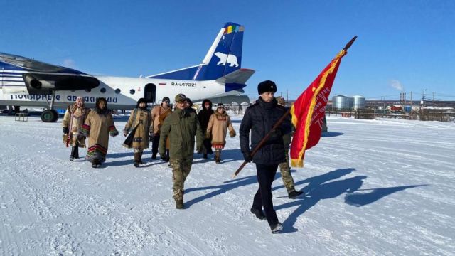 В наслегах Эвено-Бытантайского района проходит эстафета Знамени Победы