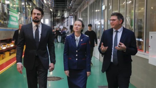 На линию московского метро вышел "Дальневосточный экспресс"