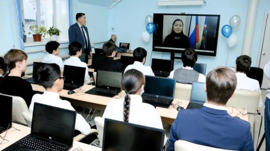 В 40 школах Якутии отрылось пространство "Цифровая образовательная среда" на базе ЯКСТ