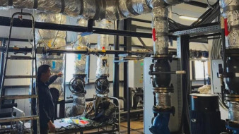 В Эвено-Бытантайском районе завершается строительство котельной на древесной щепе