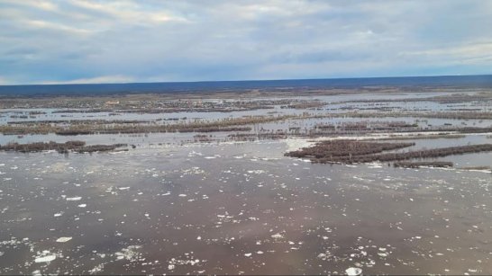 В Намском районе спасатели вытащили тело утонувшего мужчины