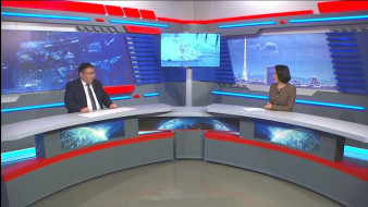 В Якутске устраняют последствия сильного снегопада