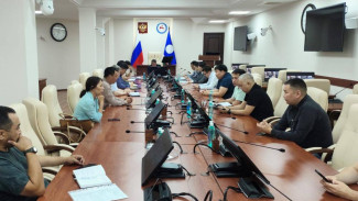 В Якутии обсудили проблемные объекты по программе переселения из аварийного жилья