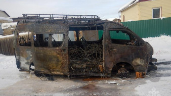 Двое мужчин пострадало в результате возгорания автомобиля в Якутске