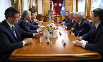 Сергей Местников провёл встречу с делегацией Республики Татарстан