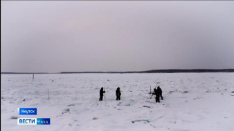 В Якутии началась подготовка первой в этом сезоне ледовой переправы через реку Лена