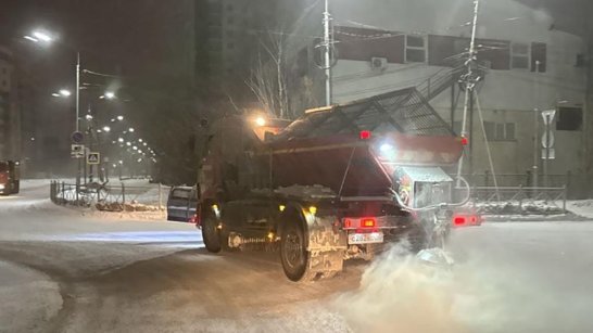 Свыше 200 тысяч куб.метров снега вывезено в Якутске с начала года