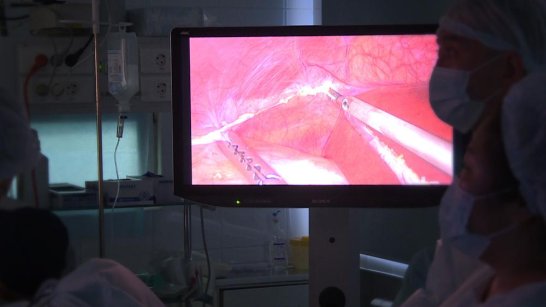 Хирурги мирового уровня провели показательные операции в Якутии