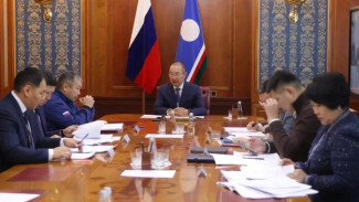 Глава Якутии Айсен Николаев рассмотрел ход строительства объектов здравоохранения 