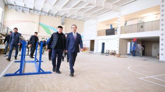 Айсен Николаев: "Школа №1 в Якутске распахнёт двери для учеников весной этого года" 