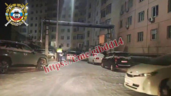 В Якутске инспекторы ДПС задержали нетрезвого водителя, оставившего место ДТП