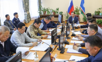 Глава Якутии дал поручения по строительству и ремонту социальных объектов в Аллаиховском районе