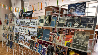 В Якутии открылась книжная выставка ко Дню космонавтики