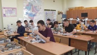 В Якутске школьники 9-11 классов примут участие в олимпиаде "Я - геолог"