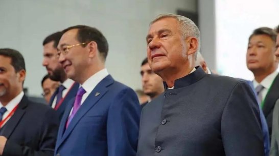 Глава Якутии принял участие в Татарстанском нефтегазохимическом форуме – 2025