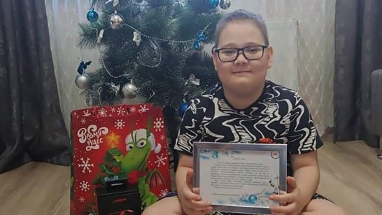 Айсен Николаев подарил новогодний подарок мальчику из Якутии, проходящего лечение в Краснодаре