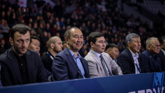 XVI Международный турнир по вольной борьбе памяти Дмитрия Коркина посетил Глава Якутии