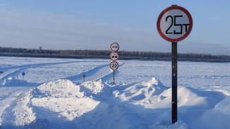 В Усть-Майском районе на зимнике автодороги "Амга" снижена грузоподъемность