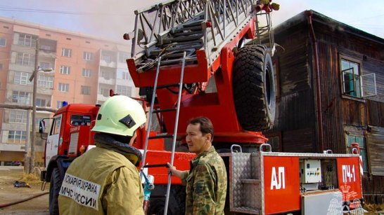 В Нерюнгри при пожаре в жилом доме пострадал человек