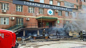 В Якутске огнеборцы ликвидировали пожар на улице Курашова