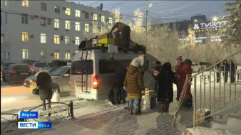 Жители Якутии собрали бойцам СВО в госпиталях Приморского края коробки с домашней едой