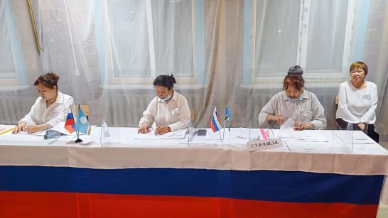 Сегодня проходит день голосования на отложенных выборах главы Мятисского 2-го наслега Среднеколымского района