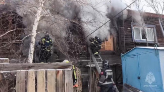 В Якутске локализован пожар в многоквартирном доме