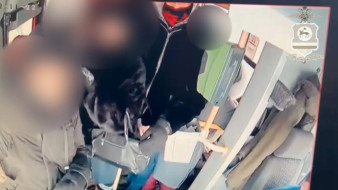 До 5 лет лишения свободы. Полицейские установили подозреваемого в краже денег у пассажиров автобусов