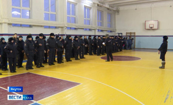 Полицейские Якутска продолжают работать в усиленном режиме 