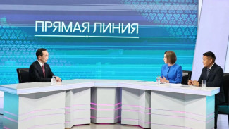 На Прямые линии Айсена Николаева за все годы поступило свыше 9 тысяч вопросов