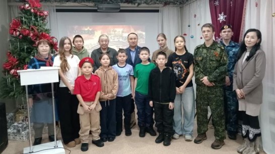 В Вилюйске ветераны СВО встретились с воспитанниками центра содействия семейному воспитанию