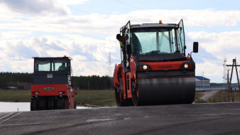 В Мегино-Кангаласском районе дорожники уложили 6,5 км асфальта на дороге "Амга"