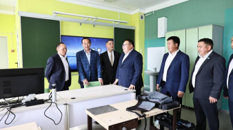 В селе Борогонцы Усть-Алданского района новая школа примет более 500 учеников