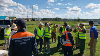 В Чурапчинском районе продолжаются поиски потерявшейся женщины