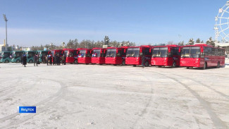 53 новых автобуса прибыли в Якутию