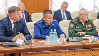 Юрий Трутнев обсудил с главами регионов ДФО создание единого преференциального режима на Дальнем Востоке